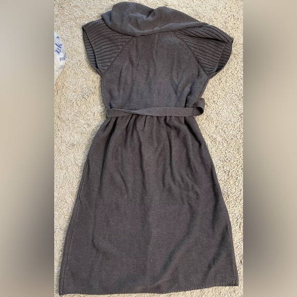 KNITTED DOVE gray grey short sleeve button front sweater dress Small S 4 - Picture 4 of 4